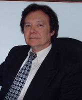 Dr. Carlos Roberto Momo